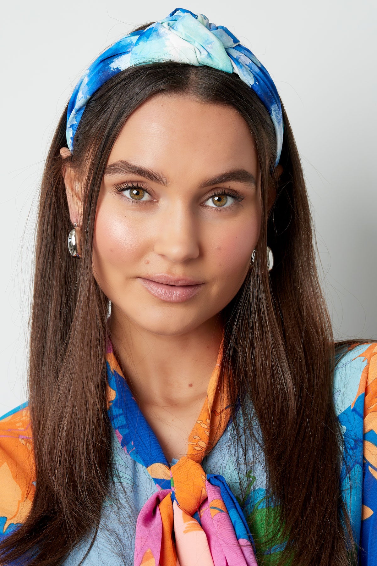 Scarf hairband tie and dye look