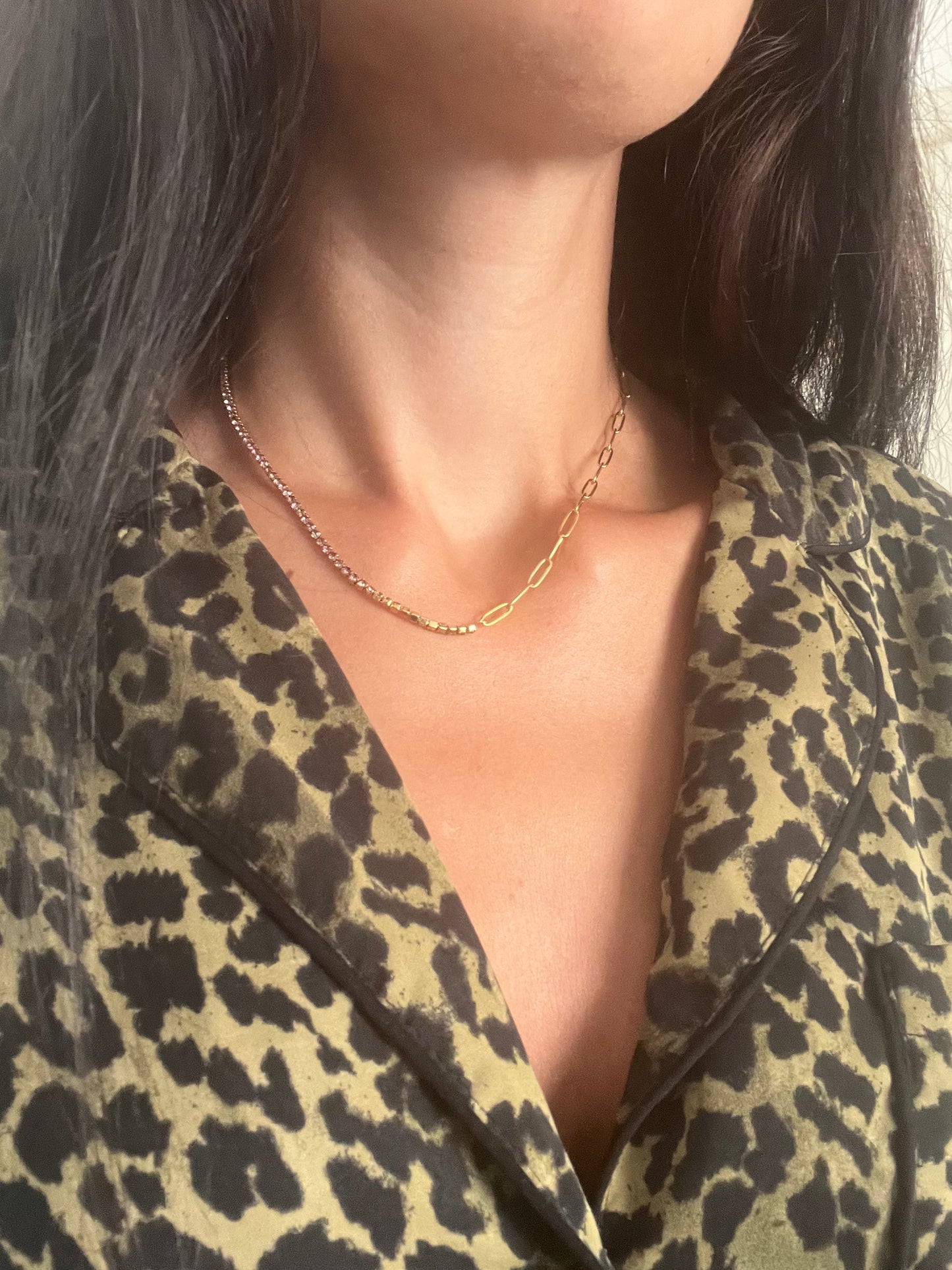 Lilac zircon stones and chain necklace