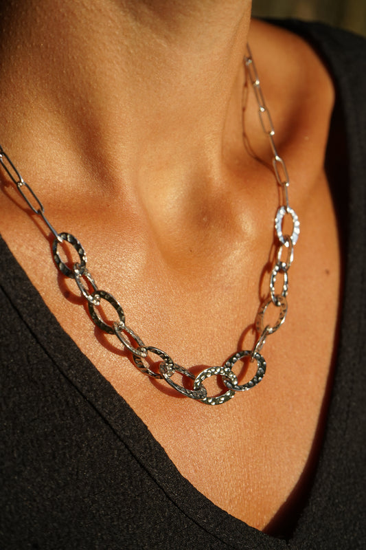 Silver pattern chain necklace